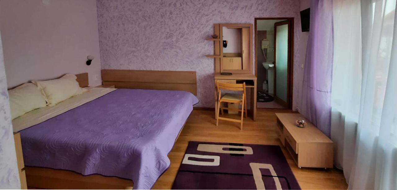 Bella Daria Hotel Cîmpulung Kültér fotó