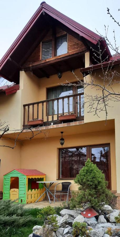 Bella Daria Hotel Cîmpulung Kültér fotó