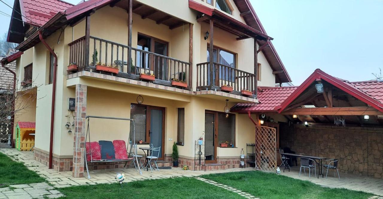 Bella Daria Hotel Cîmpulung Kültér fotó