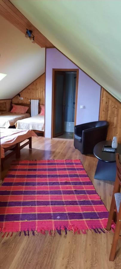 Bella Daria Hotel Cîmpulung Kültér fotó