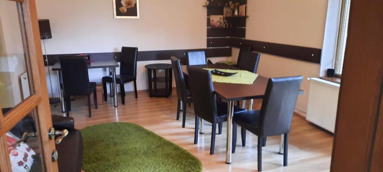 Bella Daria Hotel Cîmpulung Kültér fotó